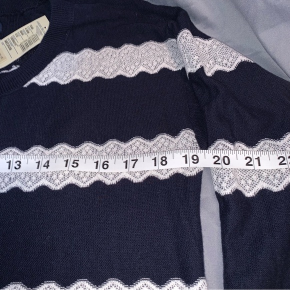 cotton/poly navy with ‘lace’ detail sweater - Picture 4 of 7